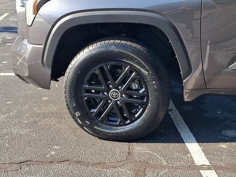 Used 2024 Toyota Tundra SR5 w/ SR5 Convenience Package AWD/4WD image 8