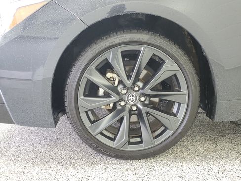 Used 2025 Toyota Corolla SE FWD image 9