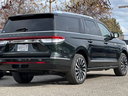 Certified 2022 Lincoln Navigator L Black Label image 4
