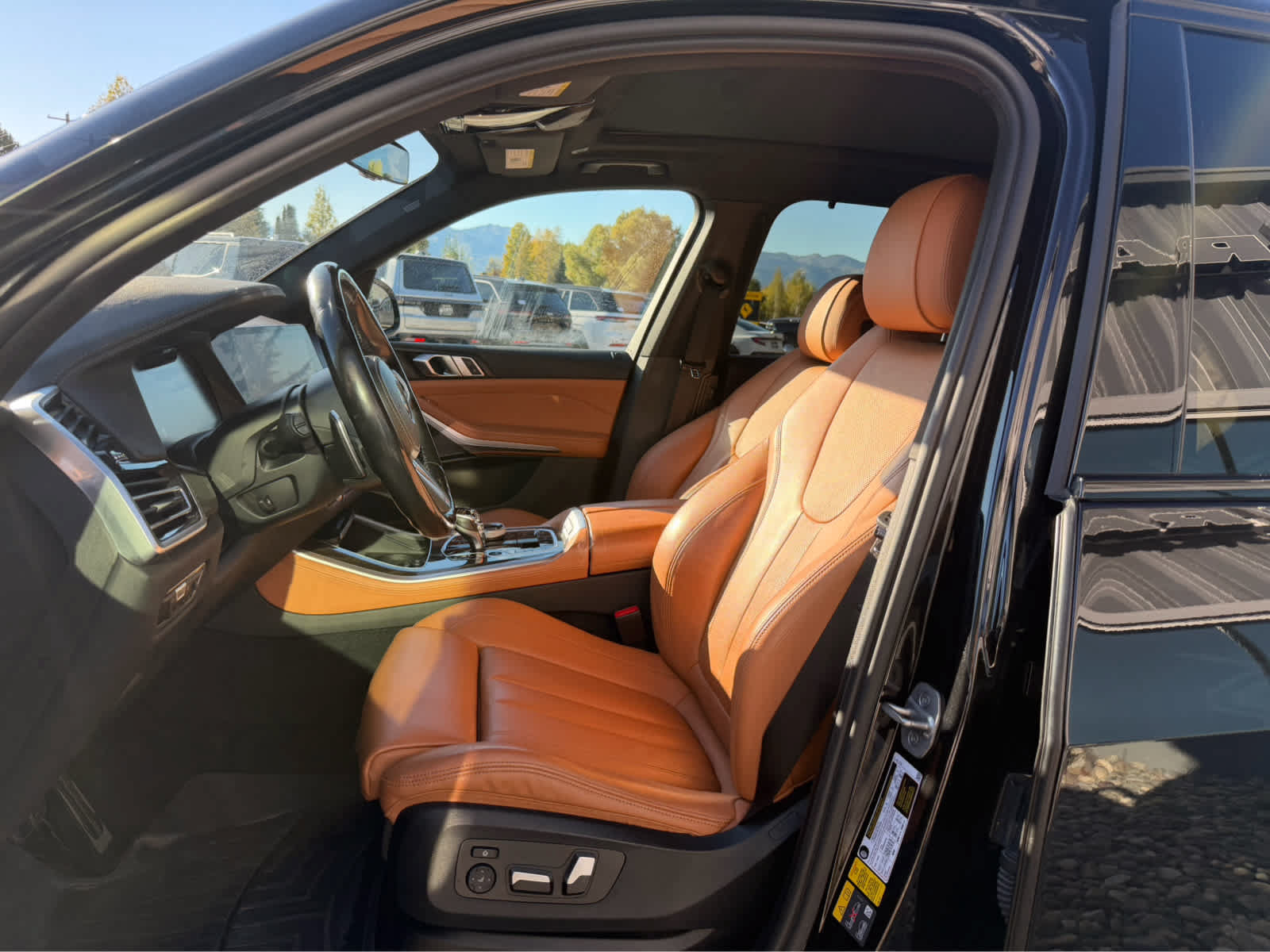 Used 2022 BMW X5 xDrive45e w/ M Sport Package AWD/4WD image 9