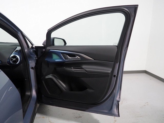 Used 2024 Chevrolet Equinox EV FWD LT w/ 2LT image 57