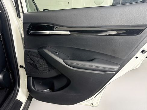 Used 2024 Kia Seltos S FWD image 28