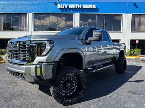 Used 2024 GMC Sierra 2500 Denali w/ Denali Reserve Package image 1