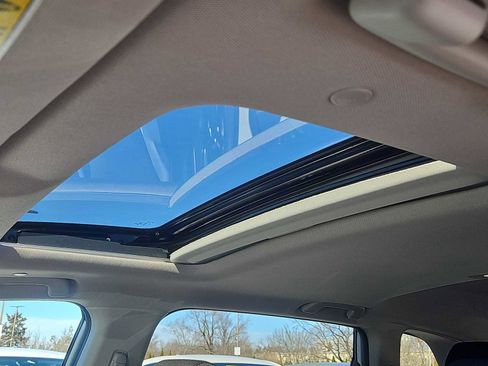 Used 2023 Honda CR-V EX image 15