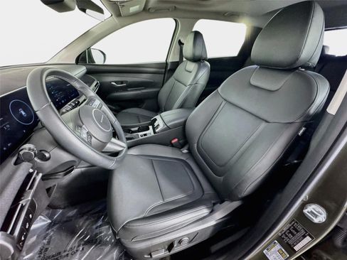 Certified 2026 Hyundai Tucson SEL FWD image 11