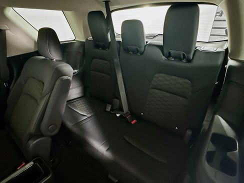 Used 2023 Nissan Pathfinder SV w/ SV Premium Package AWD/4WD image 29