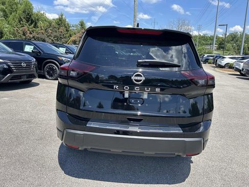 New 2026 Nissan Rogue SV FWD image 6