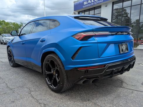 Used 2021 Lamborghini Urus AWD/4WD image 9