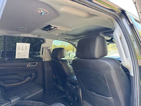 Used 2017 GMC Yukon Denali w/ Open Road Package AWD/4WD image 12