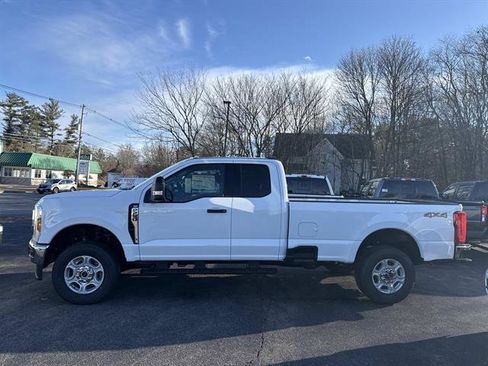 New 2026 Ford F250 XLT image 2