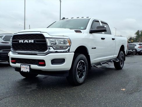 Used 2020 RAM 2500 Tradesman w/ Chrome Appearance Group image 3