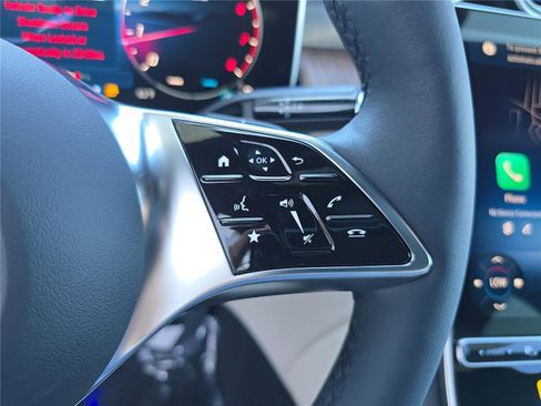 Used 2026 Mercedes-Benz GLC 300 4MATIC image 33