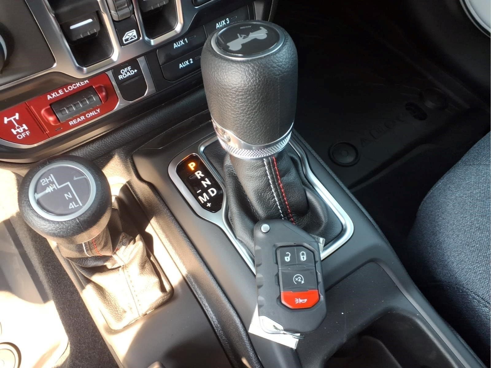New 2026 Jeep Wrangler Unlimited Sport w/ Dual Top Group AWD/4WD image 9