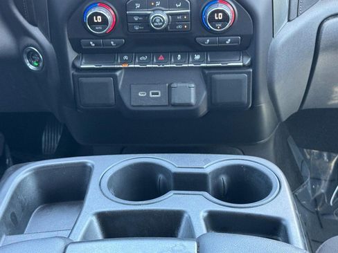 Used 2021 Chevrolet Silverado 1500 LT AWD/4WD image 14