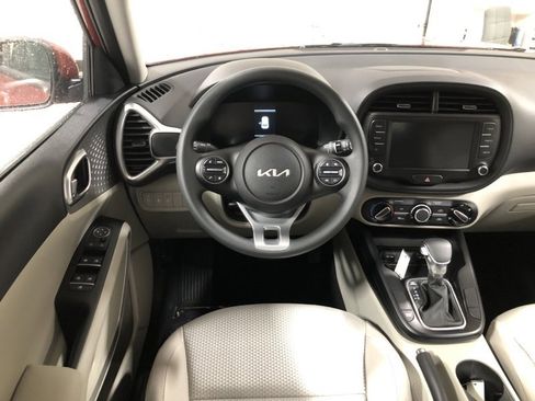 New 2025 Kia Soul LX w/ LX Technology Package image 26