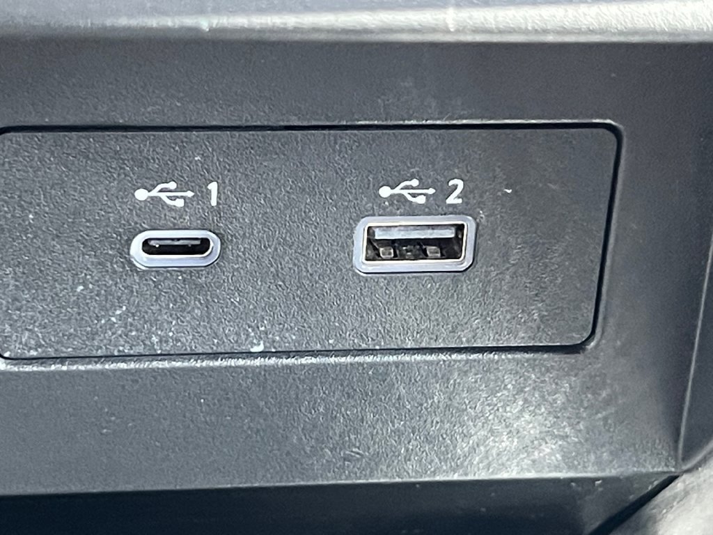 Used 2024 Nissan Titan PRO-4X w/ Pro-4x Convenience Package AWD/4WD image 6