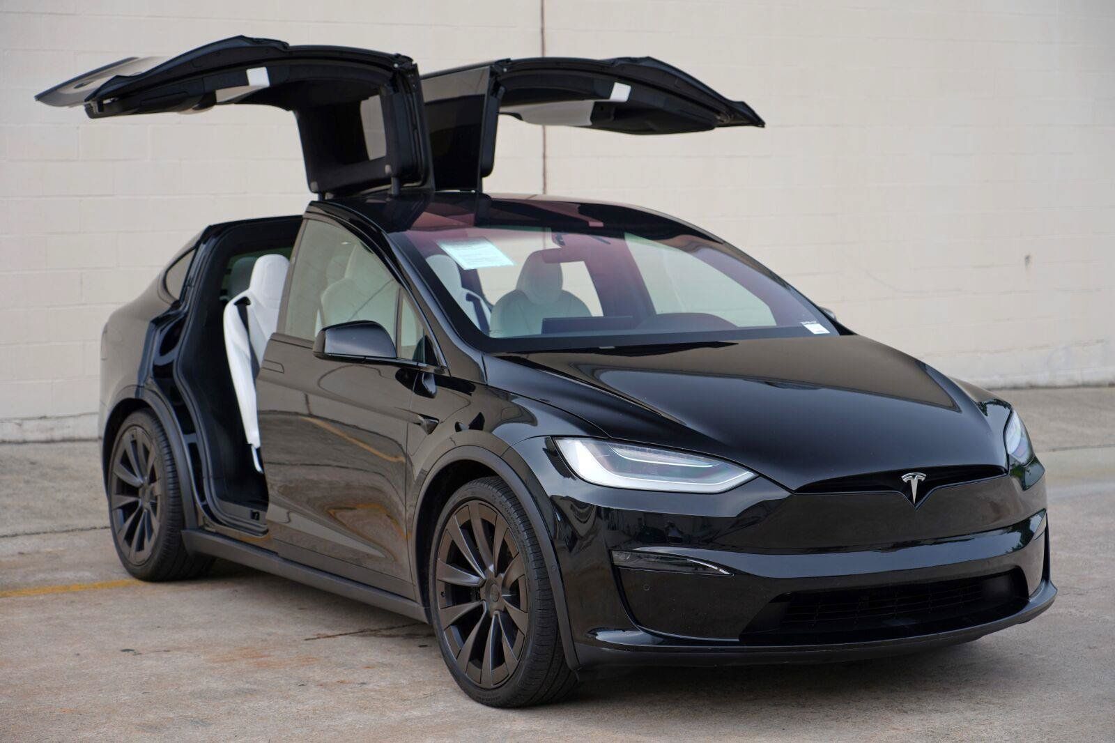 Used 2022 Tesla Model X AWD/4WD image 55