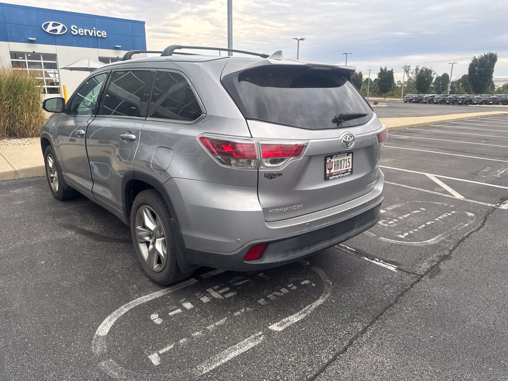 Used 2016 Toyota Highlander Limited AWD/4WD image 6