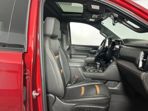 Used 2024 GMC Sierra 1500 AT4 w/ AT4 Premium Package image 28