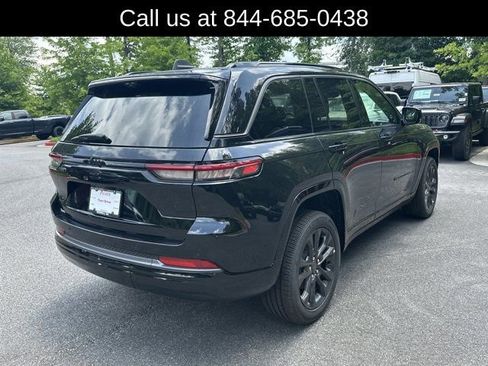 New 2026 Jeep Grand Cherokee Limited AWD/4WD image 5