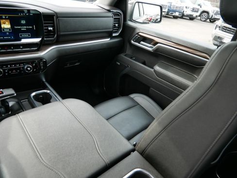 Used 2025 Chevrolet Silverado 1500 RST w/ Convenience Package II image 15