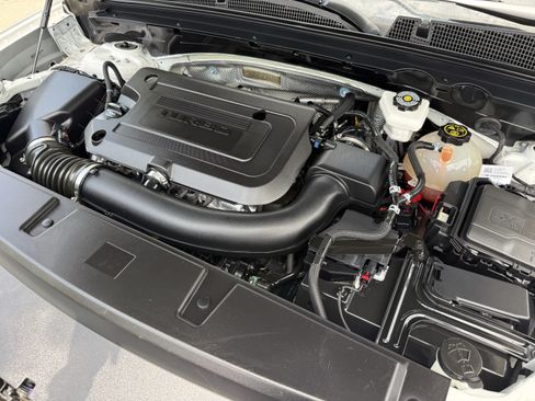 Used 2023 Buick Envision Essence FWD image 35