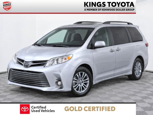 Certified 2020 Toyota Sienna XLE w/ XLE Navigation Package FWD image 3
