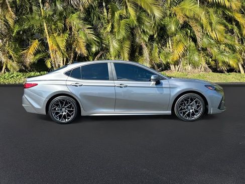 Used 2025 Toyota Camry XSE image 4