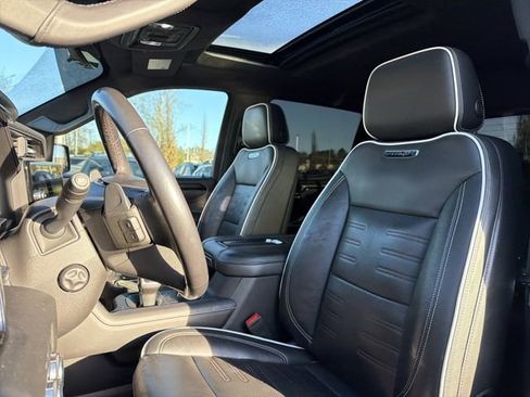 Used 2022 GMC Sierra 1500 AT4X image 12