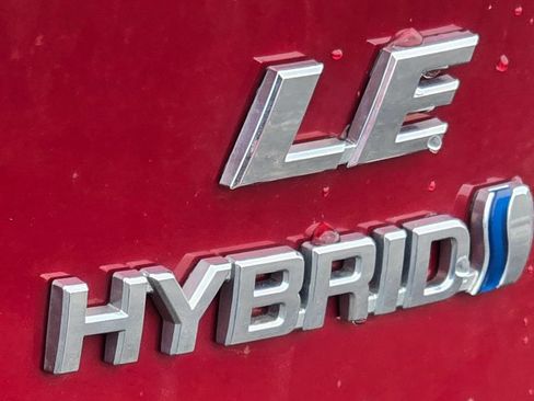 Certified 2023 Toyota RAV4 LE AWD/4WD image 18