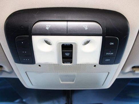 Used 2012 Acura MDX AWD/4WD image 32