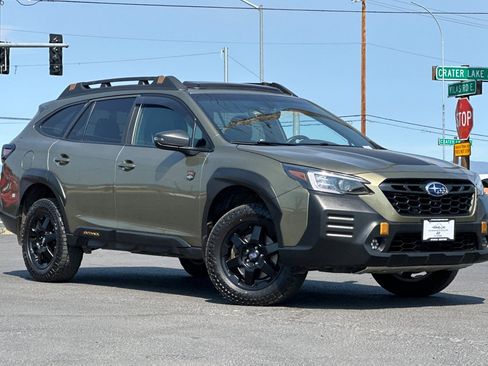 Used 2022 Subaru Outback Wilderness AWD/4WD image 2