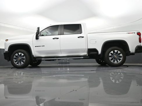 Used 2023 Chevrolet Silverado 2500 Custom w/ Custom Convenience Package image 26
