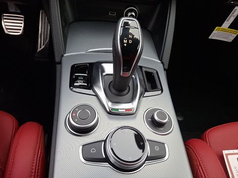 New 2025 Alfa Romeo Stelvio Sprint w/ Veloce Package image 11