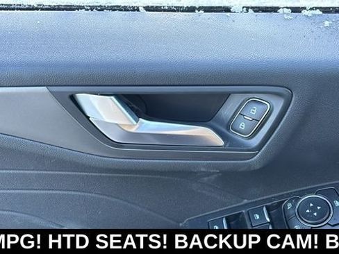 New 2026 Ford Escape SE FWD image 10