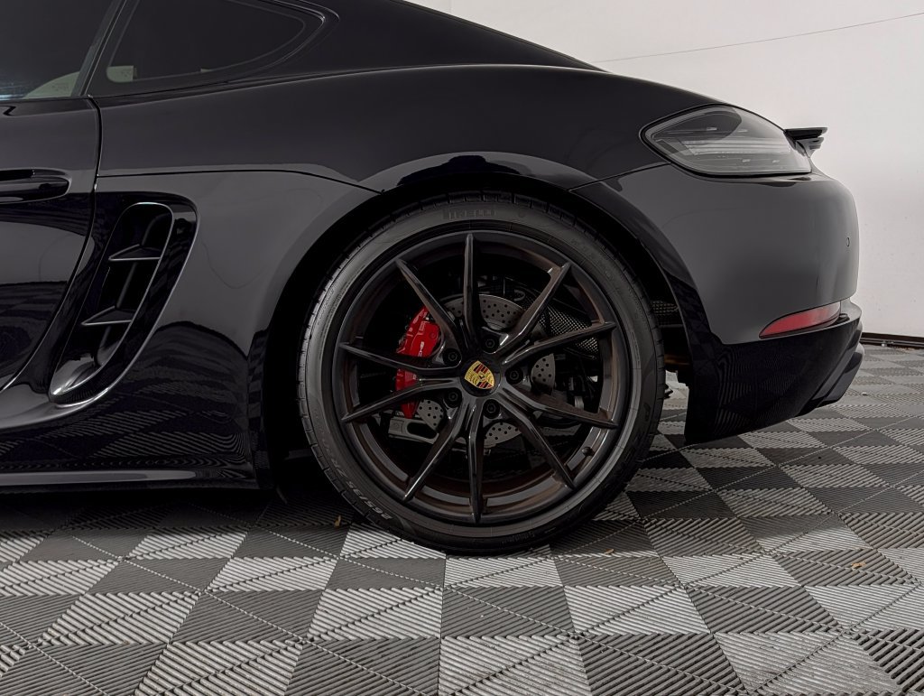 Certified 2025 Porsche 718 Cayman S RWD image 12