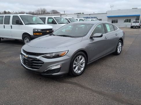 Used 2023 Chevrolet Malibu LT FWD image 2