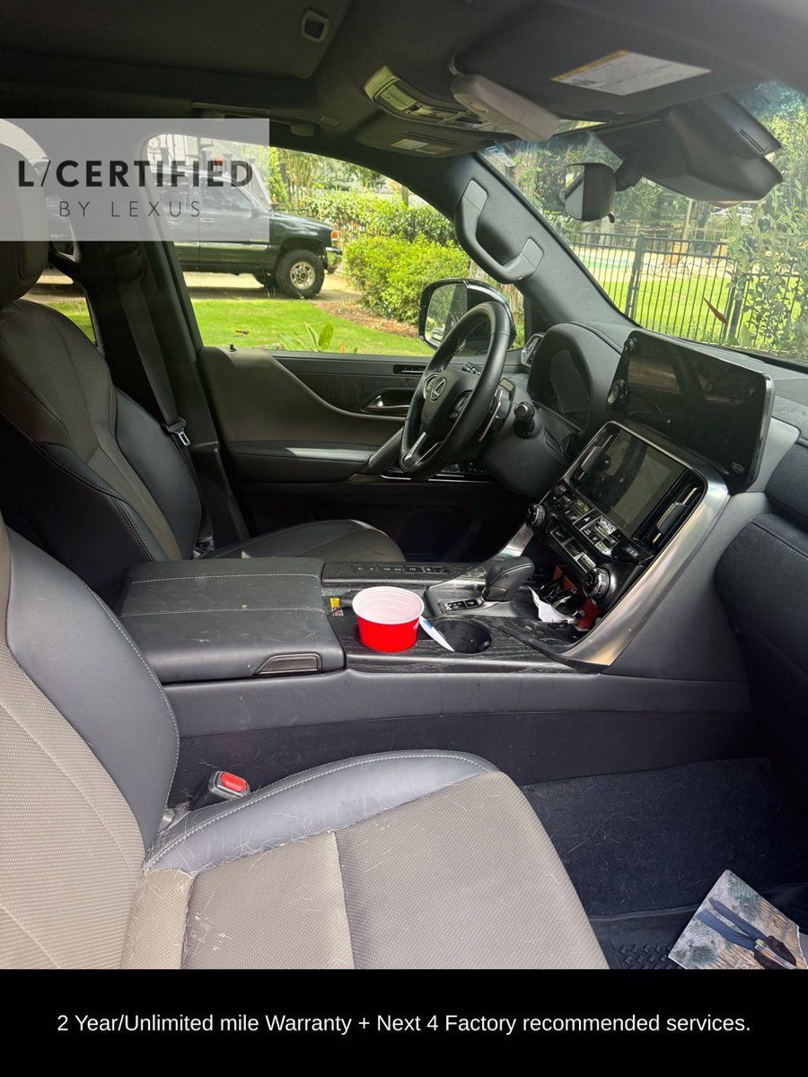 Used 2025 Lexus LX 700h Overtrail AWD/4WD image 5