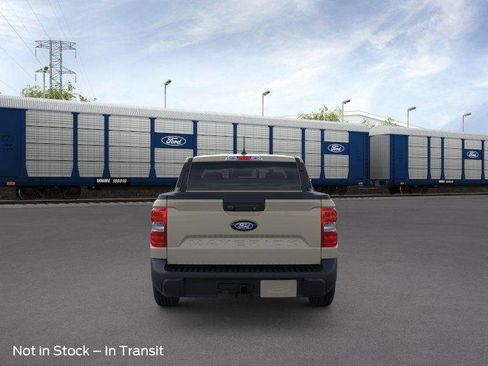 New 2025 Ford Maverick Lariat image 5
