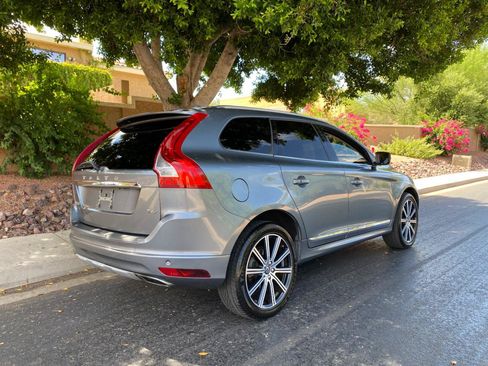 Used 2016 Volvo XC60 T6 Platinum FWD image 3