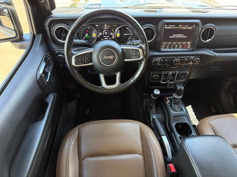 Used 2021 Jeep Wrangler Unlimited Sahara w/ Cold Weather Group AWD/4WD image 24