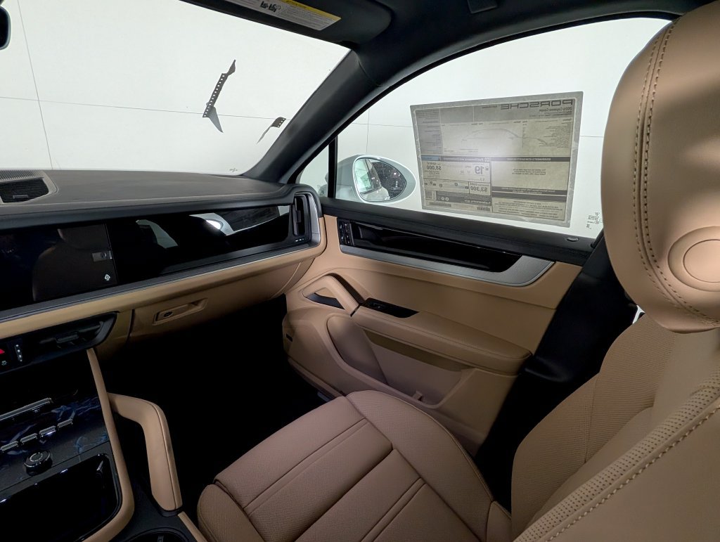 Certified 2026 Porsche Cayenne Coupe AWD/4WD image 23