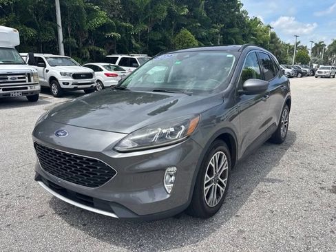 Used 2022 Ford Escape SEL w/ Technology Package FWD image 5