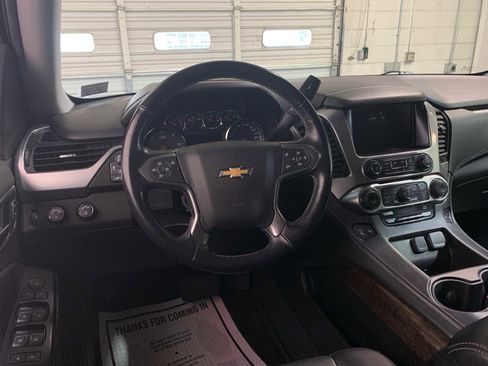 Used 2019 Chevrolet Tahoe LT image 4