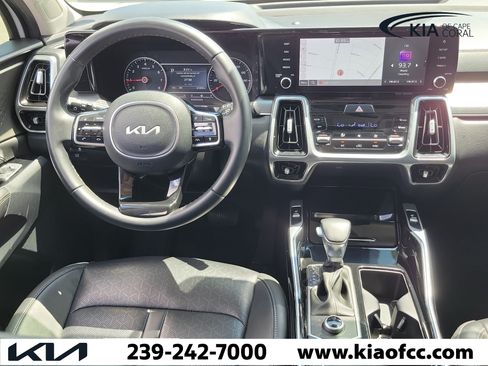 Used 2022 Kia Sorento SX AWD/4WD image 19