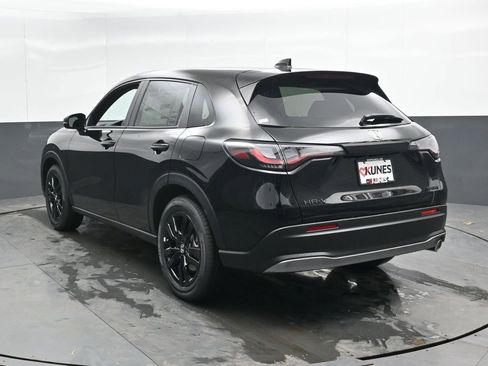 New 2026 Honda HR-V Sport image 8