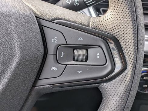 New 2026 Chevrolet Trax LT image 19