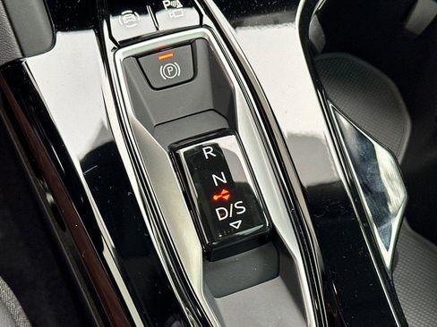 New 2025 Audi Q5 Premium image 21