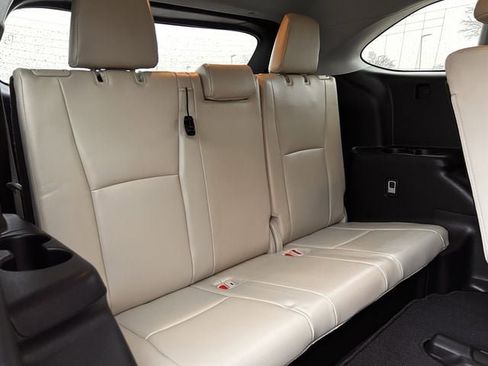 Used 2022 Toyota Highlander XLE image 33
