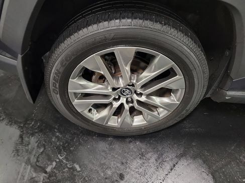 Used 2020 Toyota RAV4 XLE Premium AWD/4WD image 11